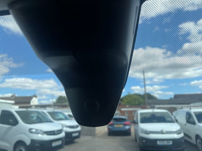 2025 Vauxhall Vivaro