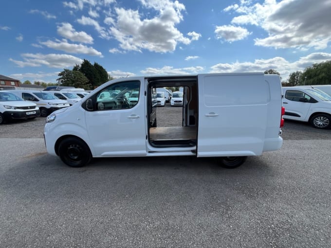 2025 Vauxhall Vivaro