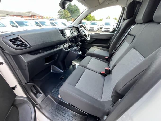 2025 Vauxhall Vivaro