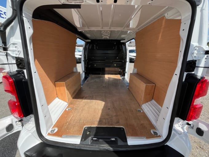 2025 Vauxhall Vivaro