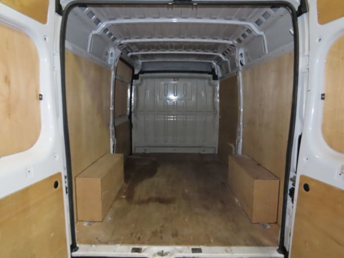 2025 Vauxhall Movano
