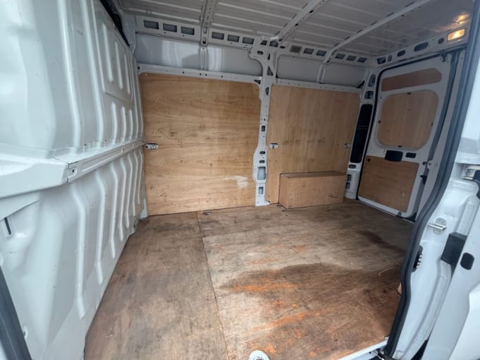 2025 Vauxhall Movano