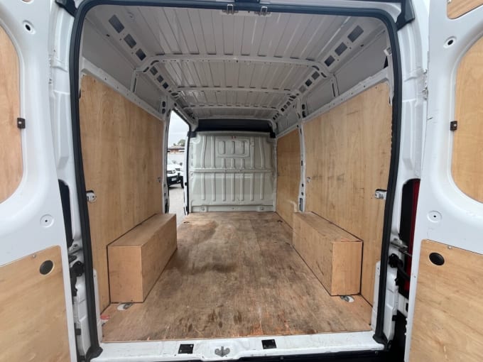 2025 Vauxhall Movano