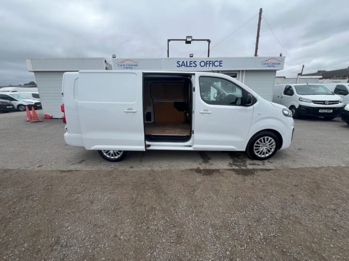 2025 Vauxhall Vivaro