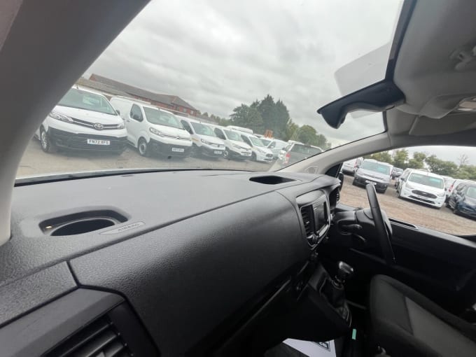 2025 Vauxhall Vivaro