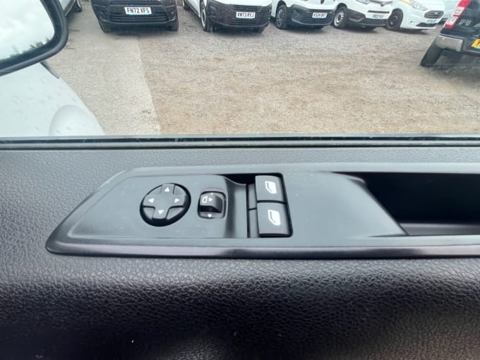 2025 Vauxhall Vivaro