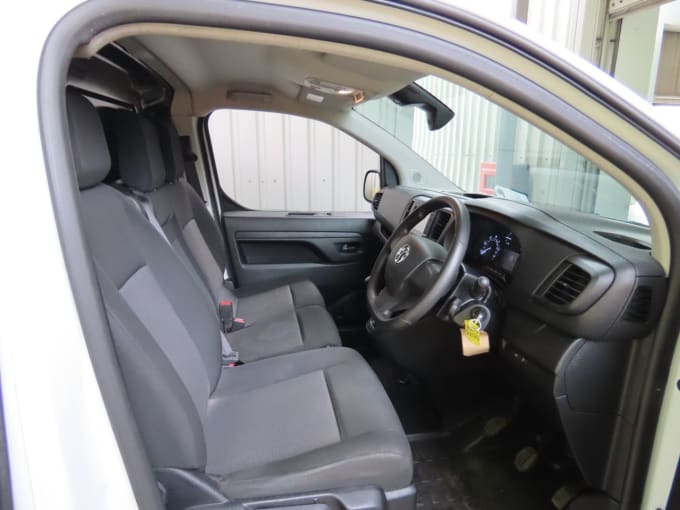 2025 Vauxhall Vivaro