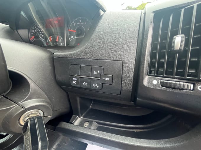 2025 Citroen Relay