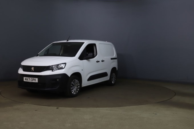 2025 Peugeot Partner