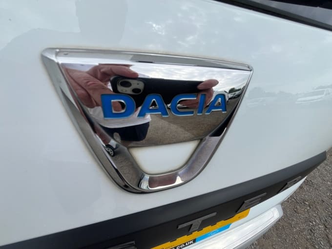 2025 Dacia Duster