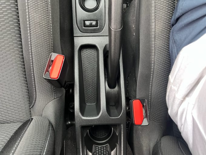 2025 Dacia Duster