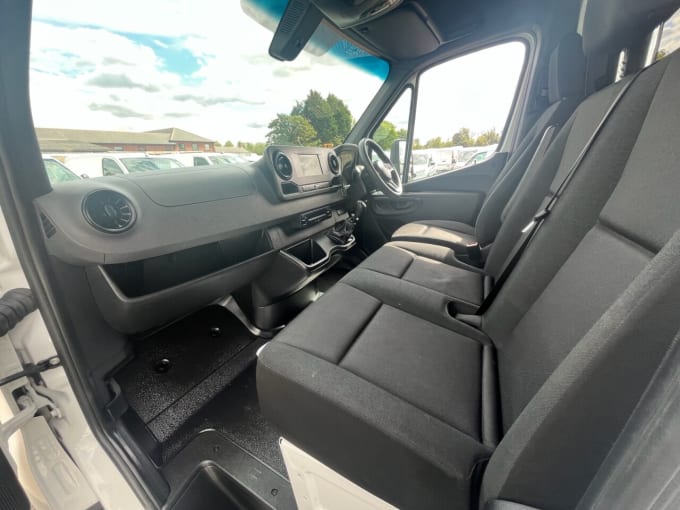 2025 Mercedes-benz Sprinter