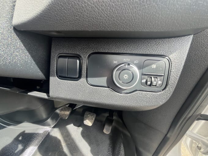 2025 Mercedes-benz Sprinter