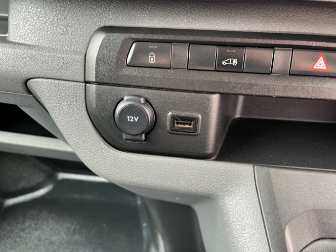 2025 Toyota Proace