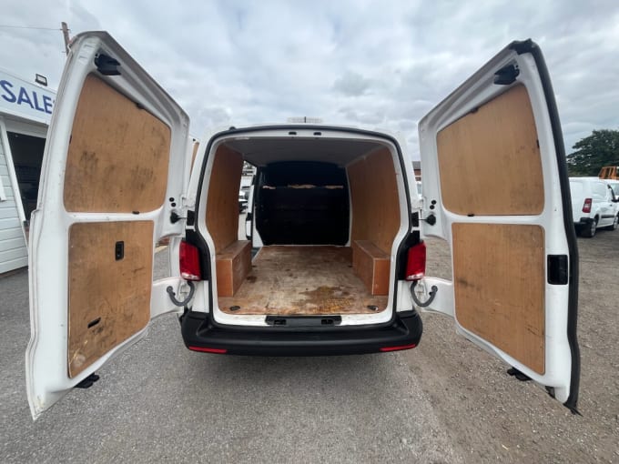 2025 Volkswagen Transporter