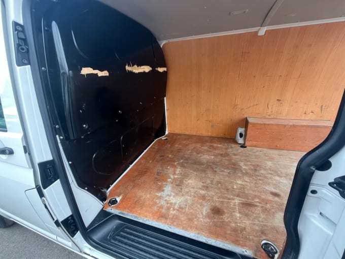 2025 Volkswagen Transporter