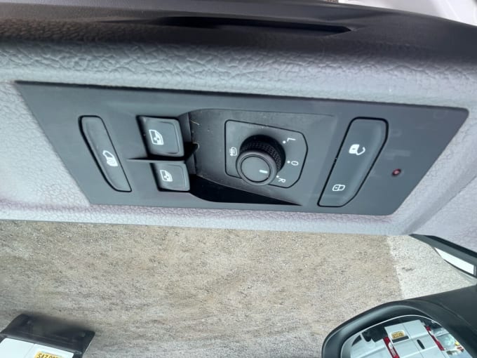 2025 Volkswagen Transporter