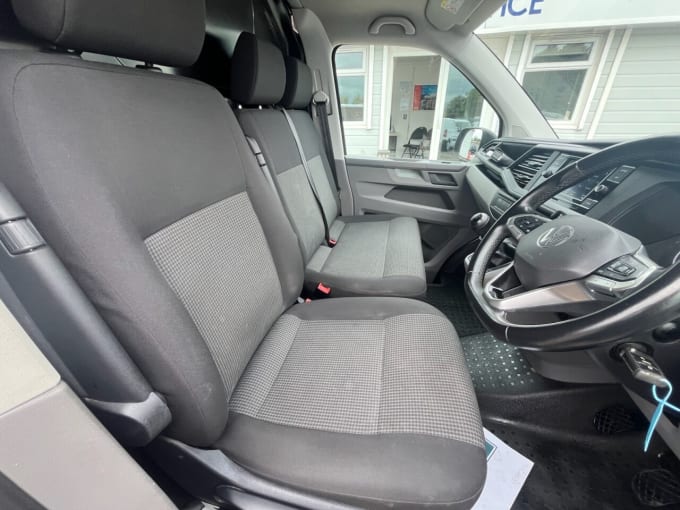 2025 Volkswagen Transporter