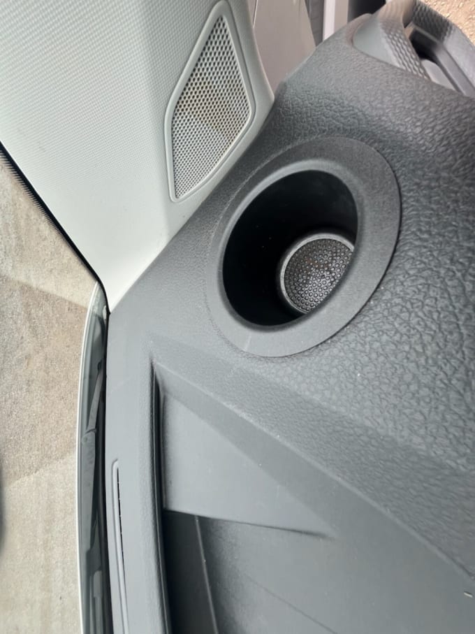 2025 Volkswagen Transporter