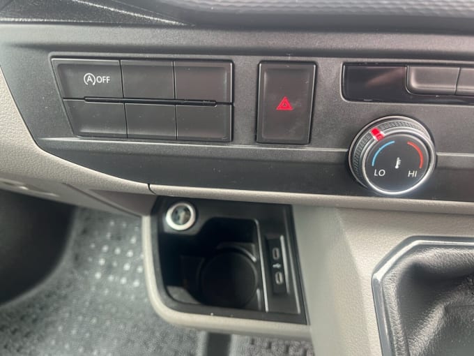 2025 Volkswagen Transporter