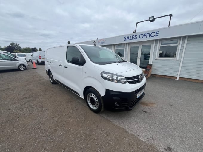 2025 Vauxhall Vivaro