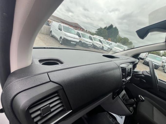 2025 Vauxhall Vivaro