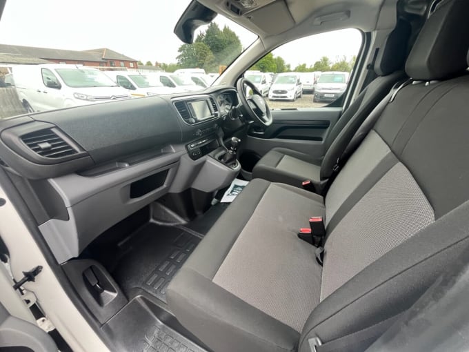 2025 Vauxhall Vivaro