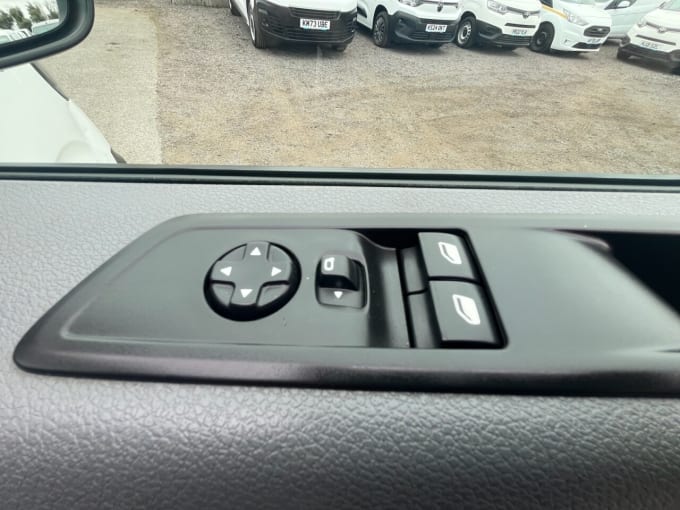2025 Vauxhall Vivaro