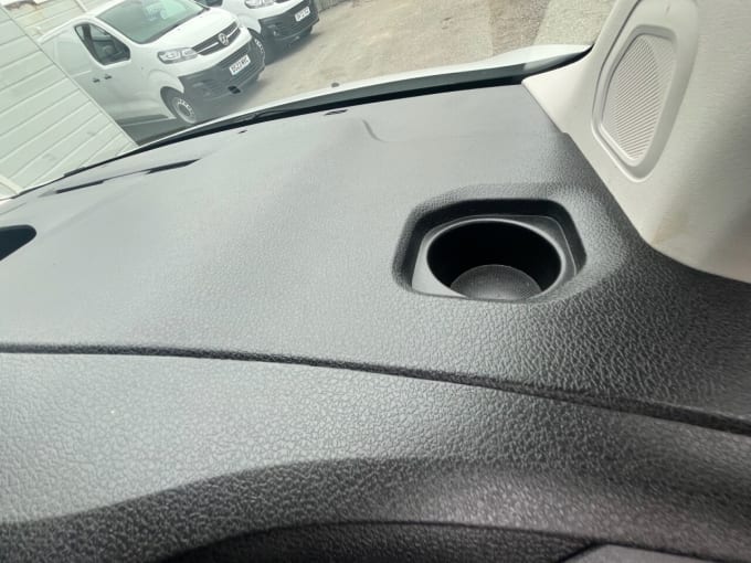 2025 Vauxhall Vivaro