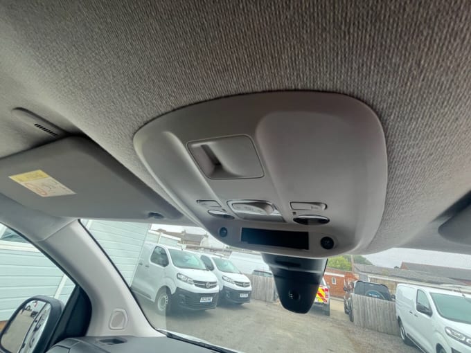 2025 Vauxhall Vivaro