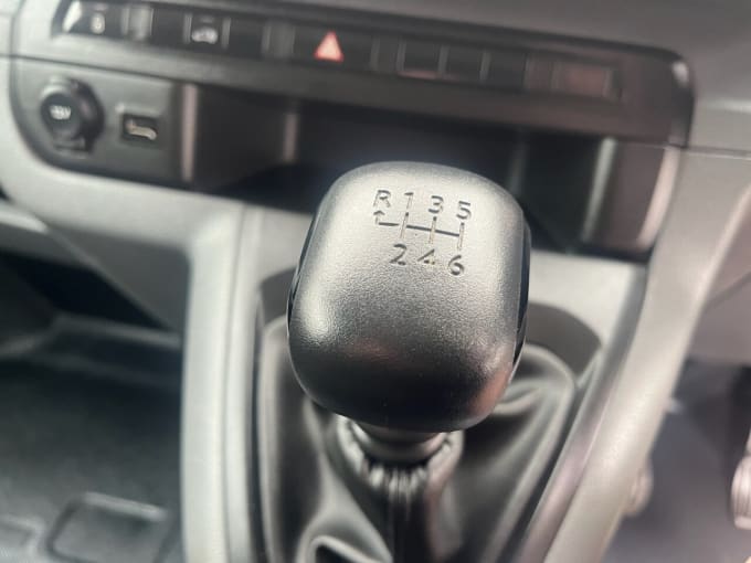 2025 Vauxhall Vivaro