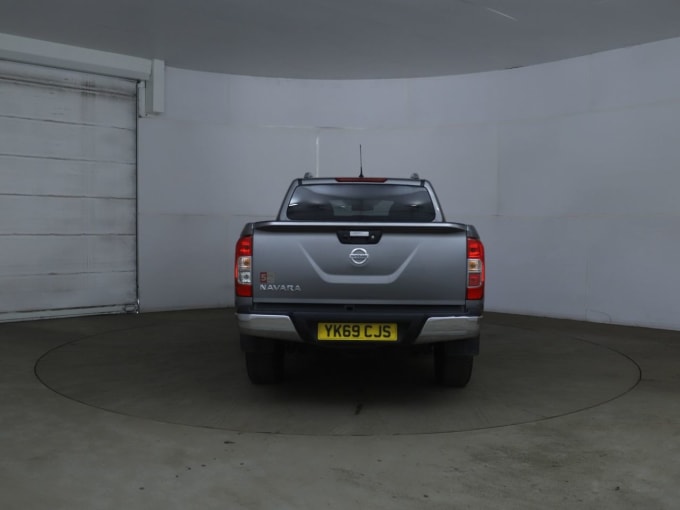 2025 Nissan Navara