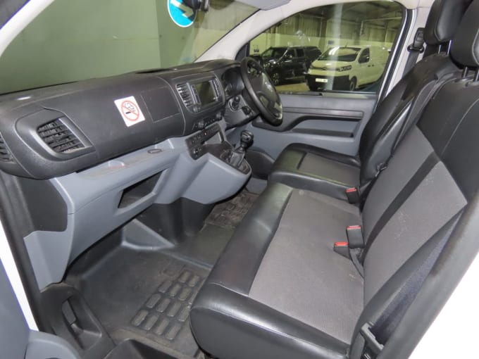 2025 Vauxhall Vivaro