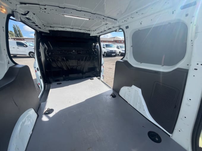 2025 Ford Transit Connect