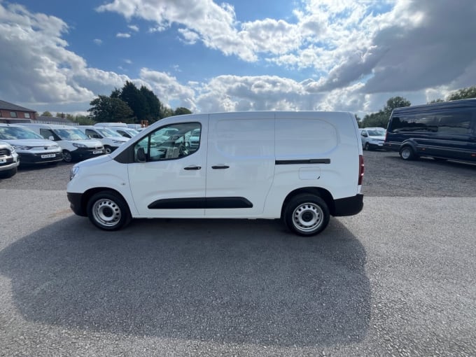 2025 Vauxhall Combo