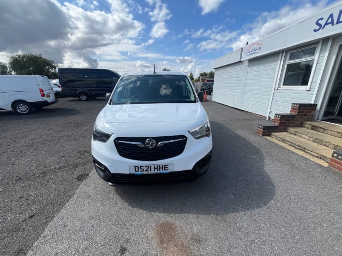2025 Vauxhall Combo