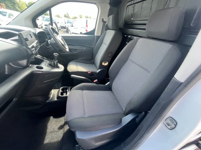 2025 Vauxhall Combo