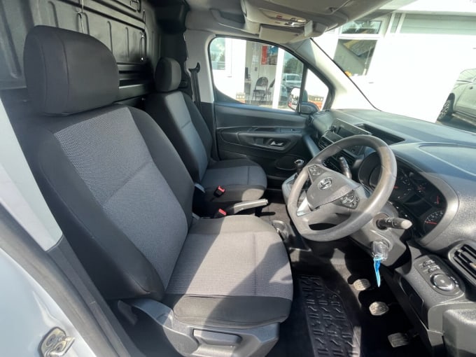 2025 Vauxhall Combo