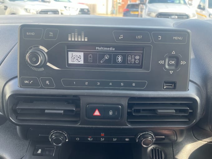 2025 Vauxhall Combo