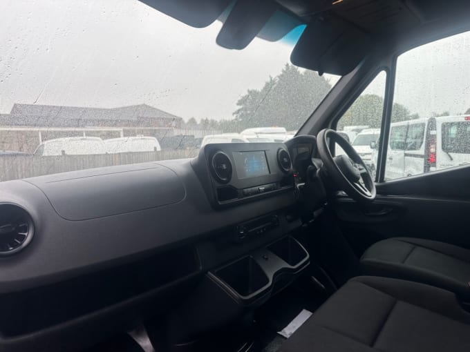 2025 Mercedes-benz Sprinter