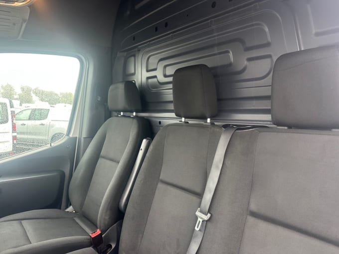 2025 Mercedes-benz Sprinter