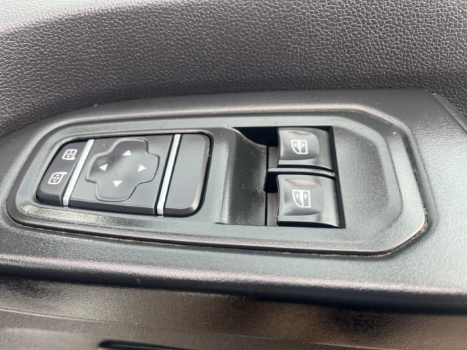 2025 Renault Trafic