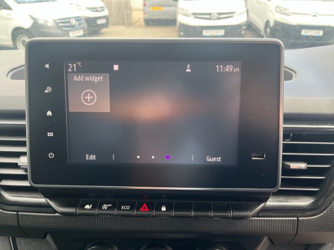 2025 Renault Trafic