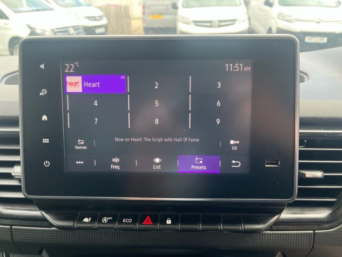 2025 Renault Trafic