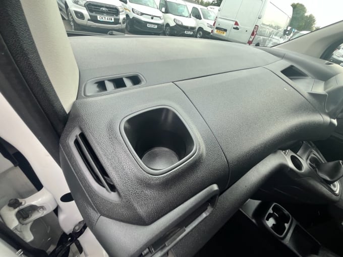 2025 Vauxhall Combo