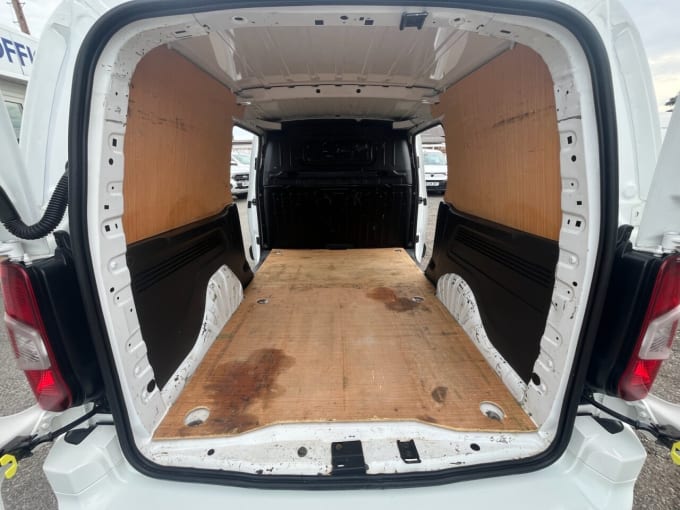2025 Vauxhall Combo