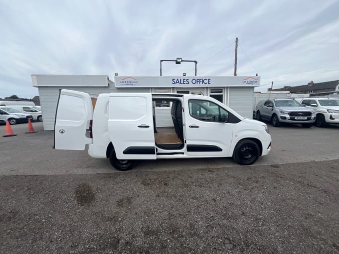 2025 Vauxhall Combo