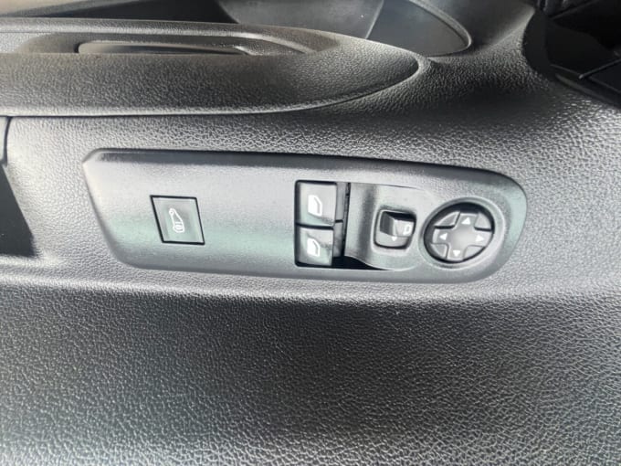 2025 Vauxhall Combo