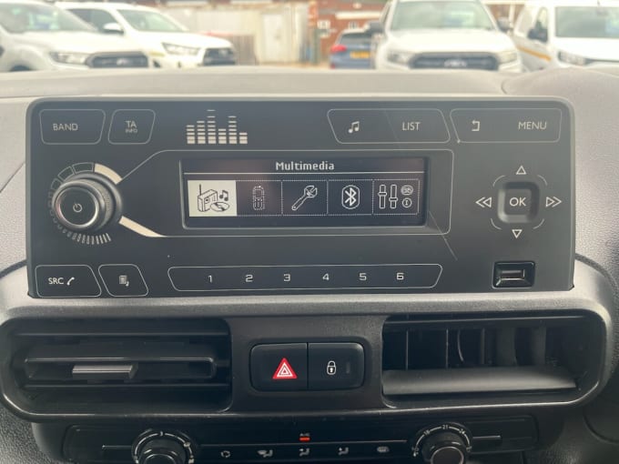 2025 Vauxhall Combo