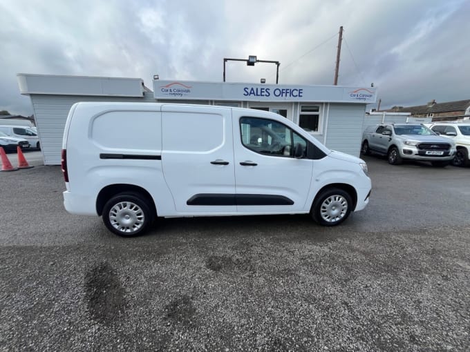 2025 Vauxhall Combo